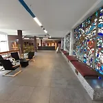 Internationales Gaestehaus * جينا